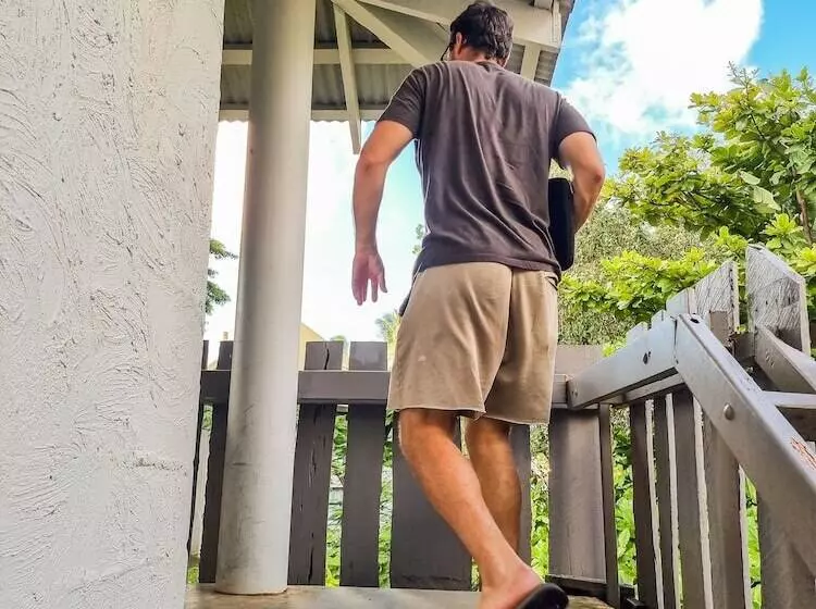 فندق صغير Nomads Airlie Beach