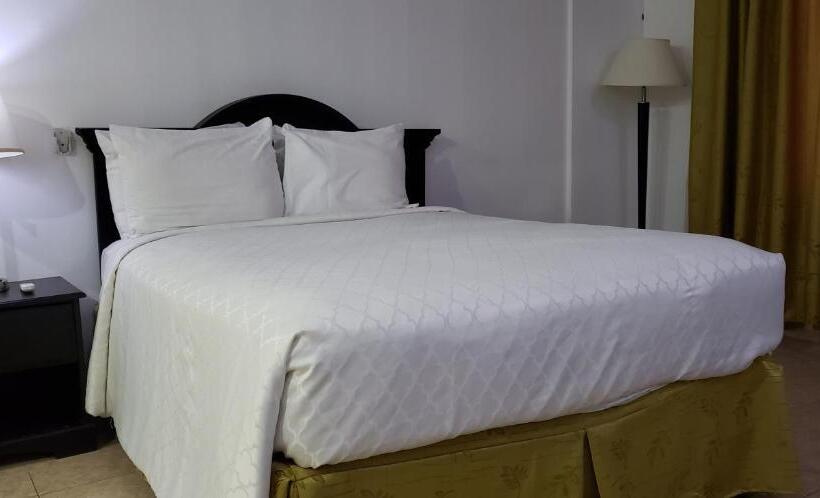 Gran Hotel Ccp Suites