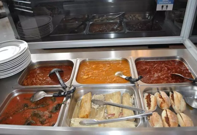 ホテル Arroyo de la Plata