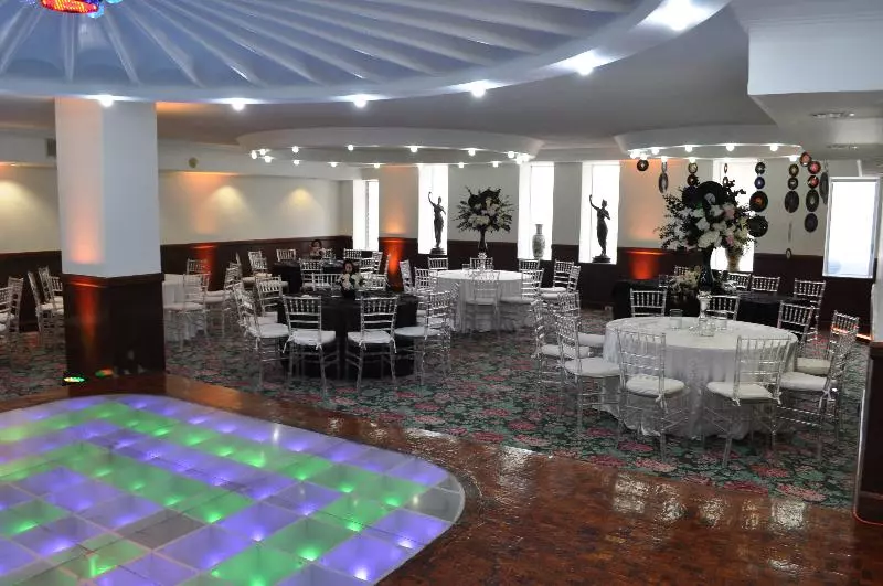 ホテル Arroyo de la Plata