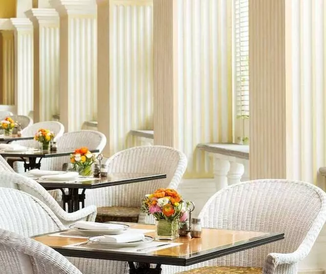 Отель Artyzen Grand Lapa Macau