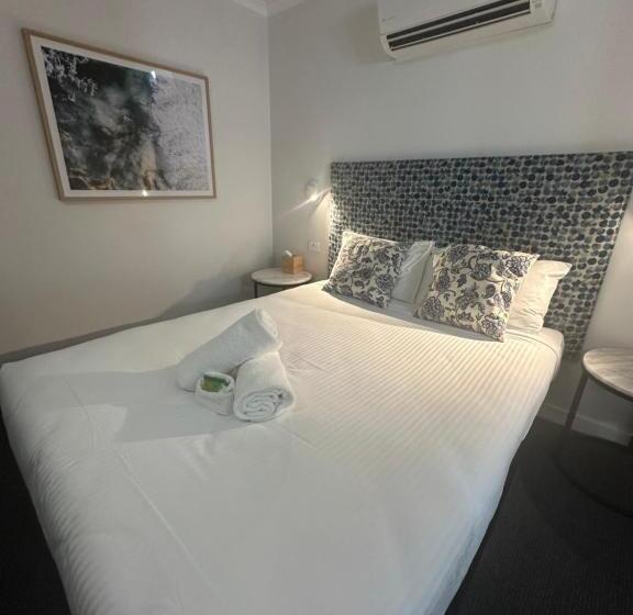 فندق Batemans Bay Lodge