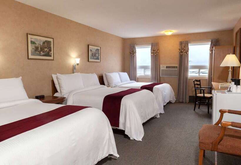 هتل Days Inn By Wyndham Fredericton