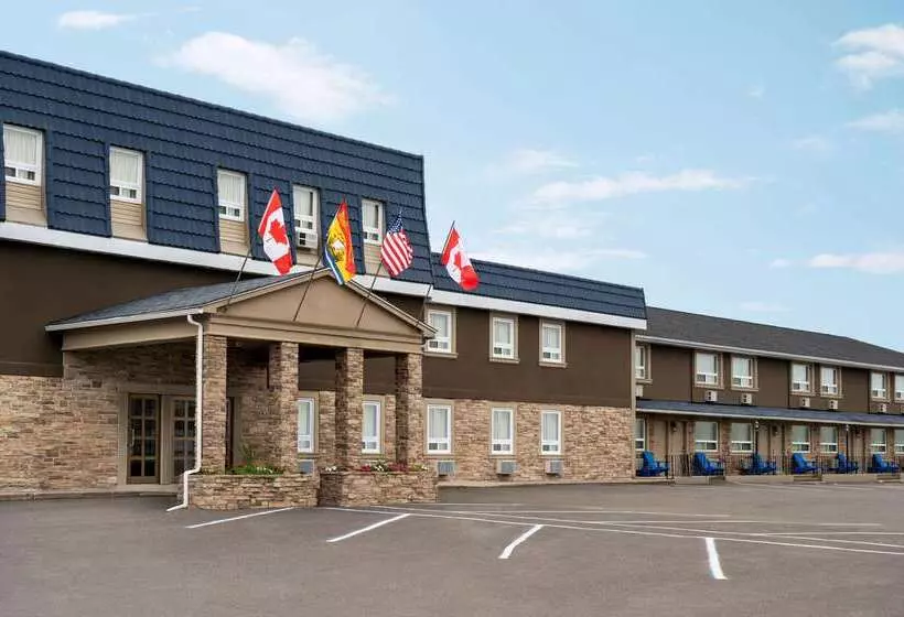 Hotel Days Inn By Wyndham Fredericton