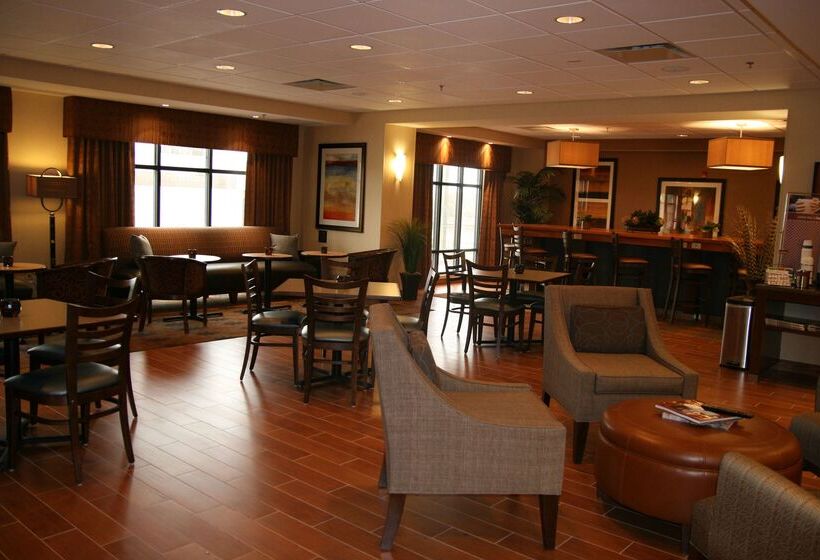 فندق Hampton Inn La Junta