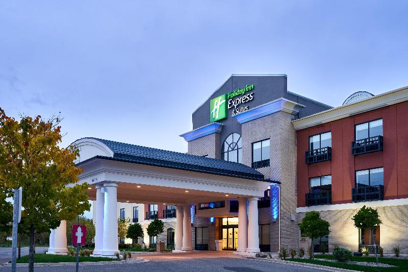Holiday Inn Express Hotel & Suites Dieppe Airport, An Ihg