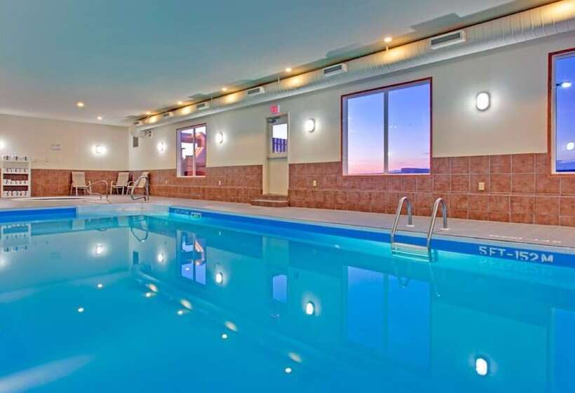 Holiday Inn Express Hotel & Suites Swift Current, An Ihg
