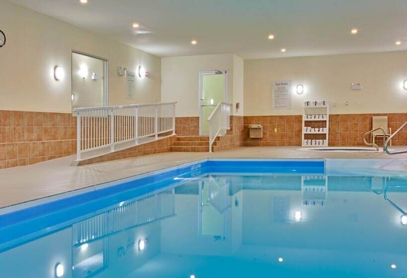 Holiday Inn Express Hotel & Suites Swift Current, An Ihg