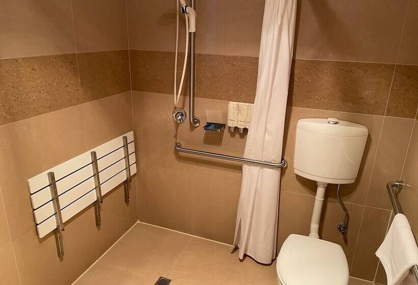 酒店 Horsham International