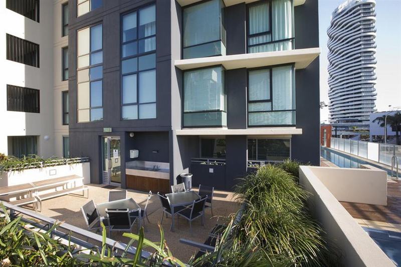 ホテル Mantra Broadbeach On The Park