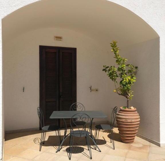 בית מלון כפרי Masseria Tutosa