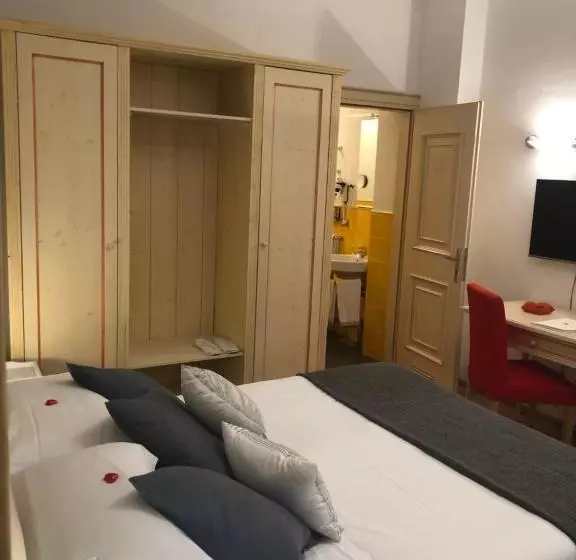 Hotel Palazzo Trevi Charming House