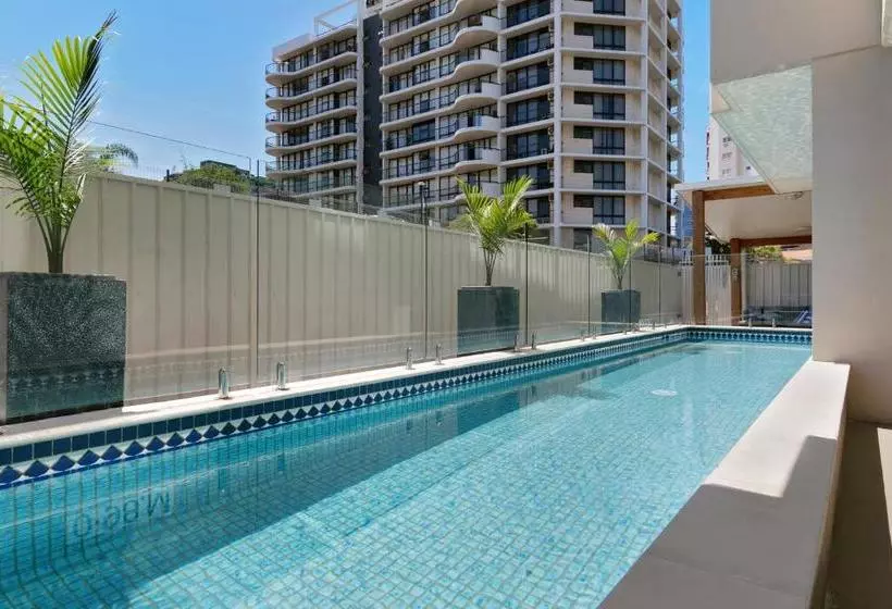 Отель Quest South Brisbane