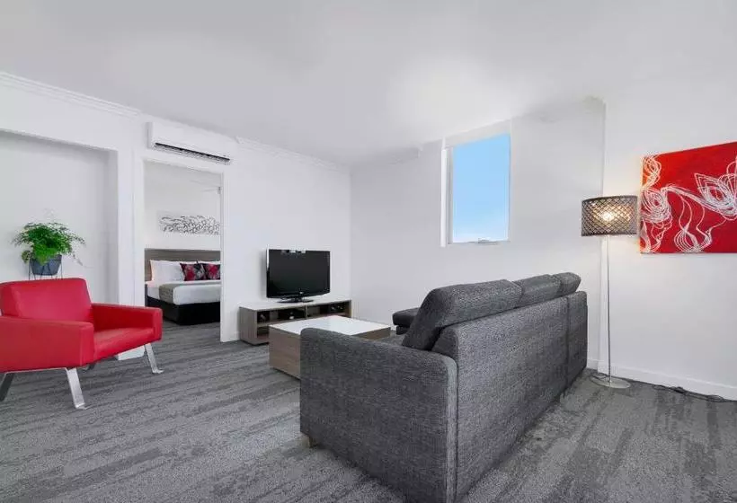 Отель Quest South Brisbane