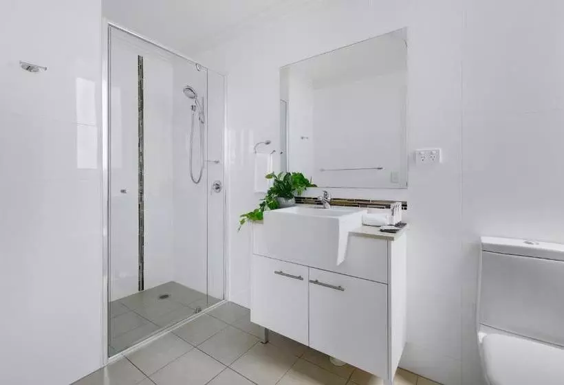 Отель Quest South Brisbane