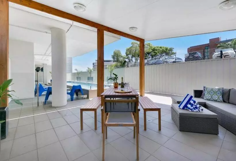 Отель Quest South Brisbane