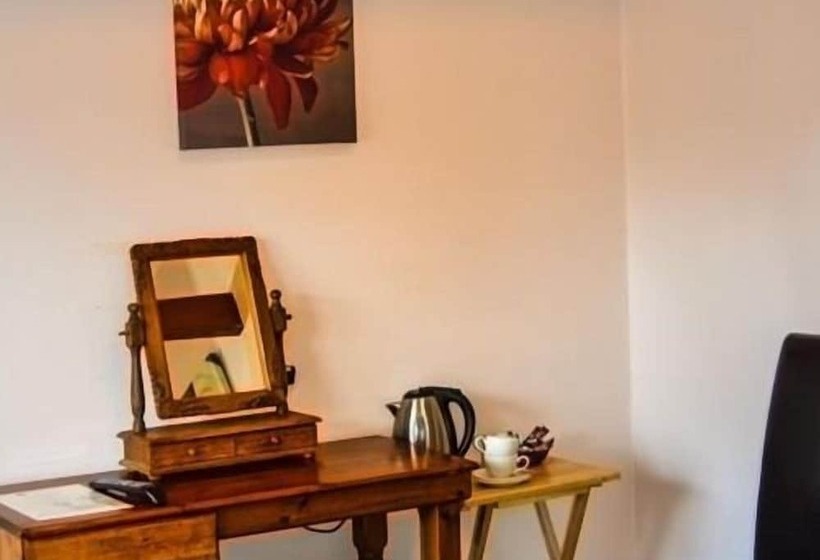 Отель The Crown Inn