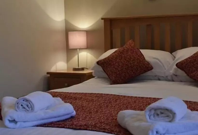 Отель The Crown Inn