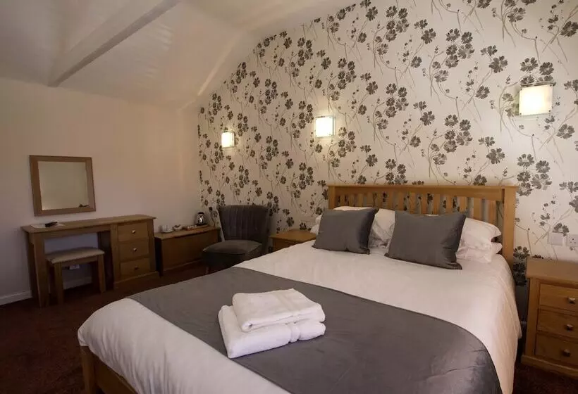 Отель The Crown Inn