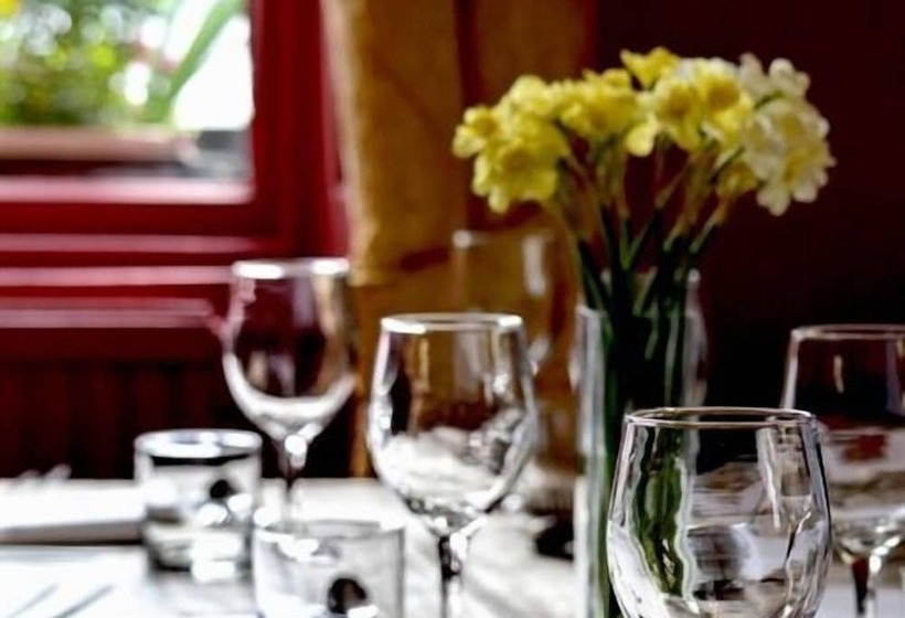 Отель The Crown Inn