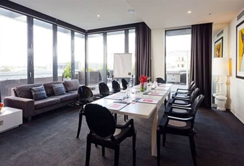 酒店 The Cullen Melbourne Art Series