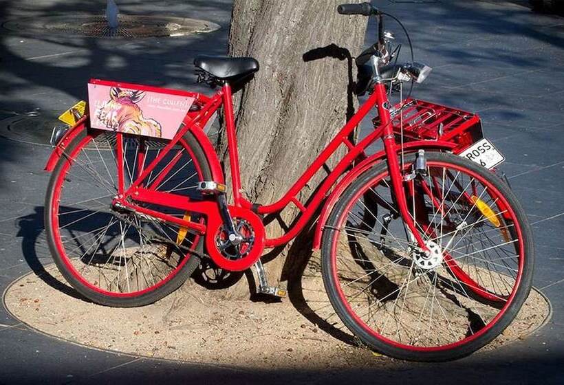 酒店 The Cullen Melbourne Art Series