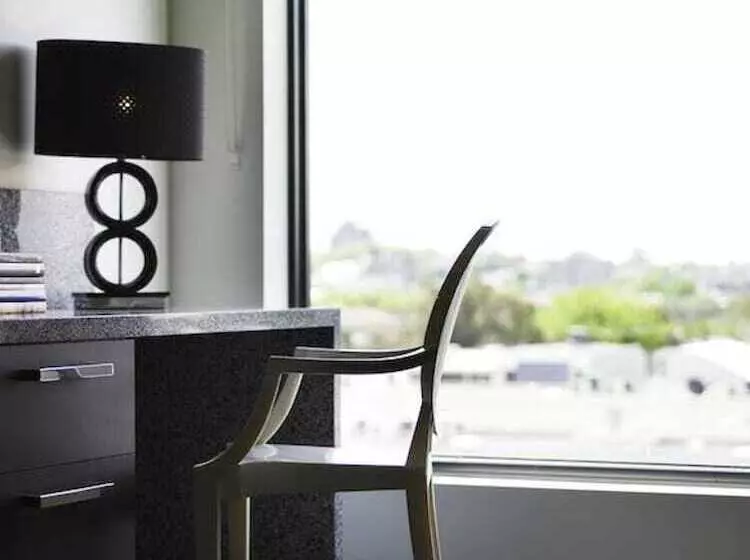 酒店 The Cullen Melbourne Art Series