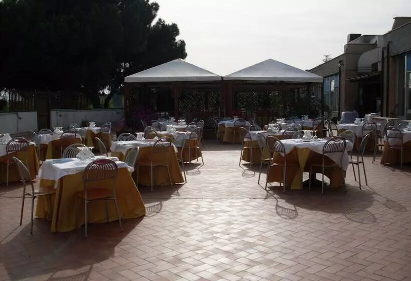 هتل Villa Eur Parco Dei Pini