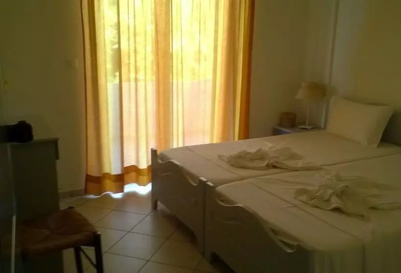 Minos Mare Beach Resort & Spa