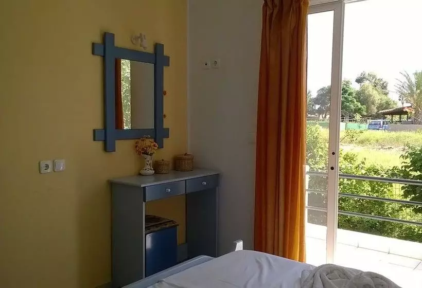 Minos Mare Beach Resort & Spa