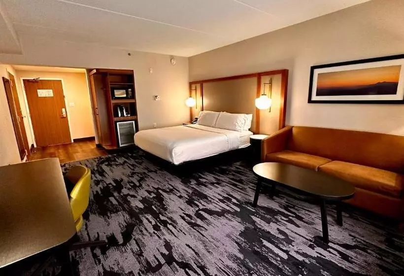 Newmarket Hotel And Suites