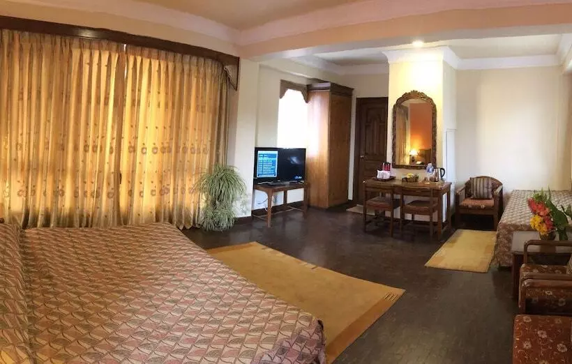 Nirvana Garden Hotel