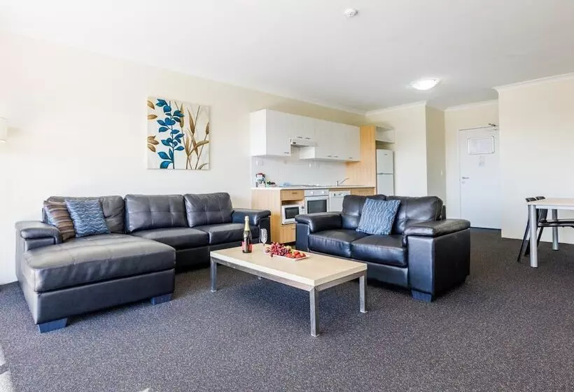 Perth Ascot Central Apartment Hotel Official