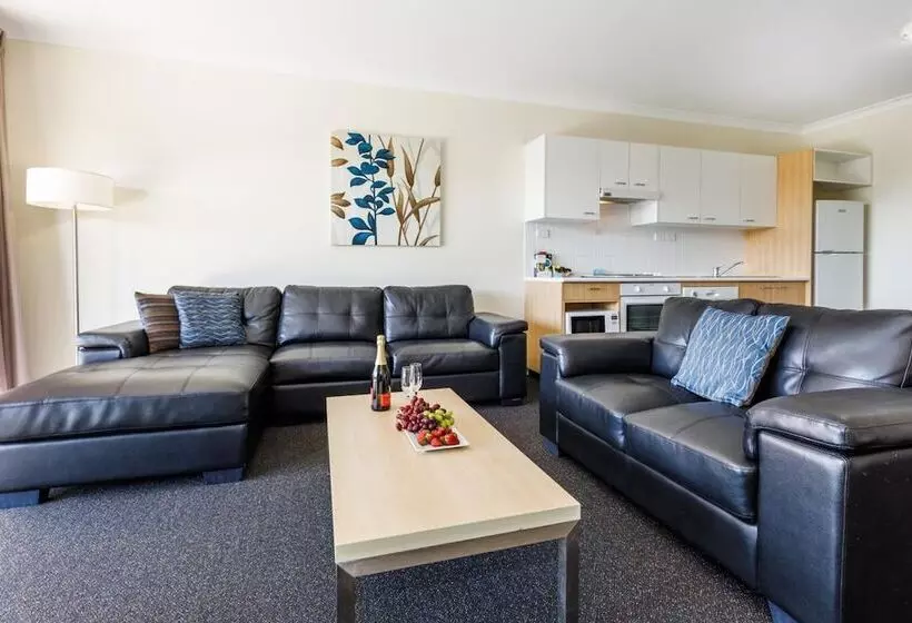 Perth Ascot Central Apartment Hotel Official