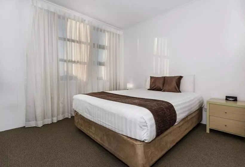 Perth Ascot Central Apartment Hotel Official