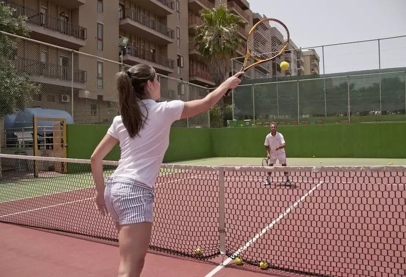 استراحتگاه Residence Ulivi E Palme