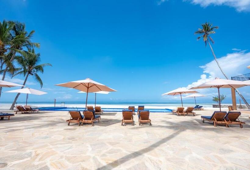 Royal Mandarin Hotel & Resort