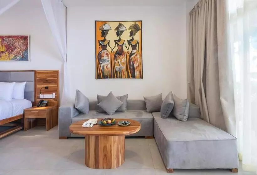 Royal Mandarin Hotel & Resort