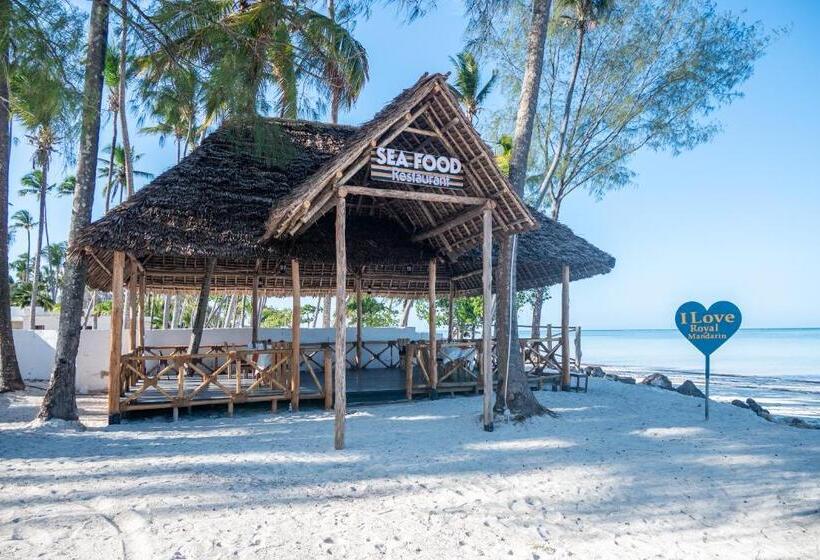 Royal Mandarin Hotel & Resort