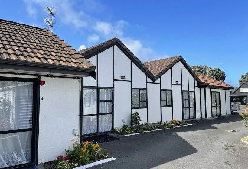 Majatalo Summer Inn Motel