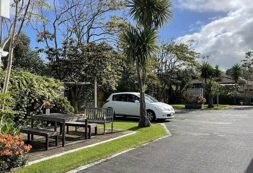 Majatalo Summer Inn Motel