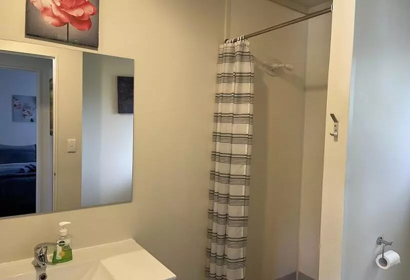 Majatalo Summer Inn Motel