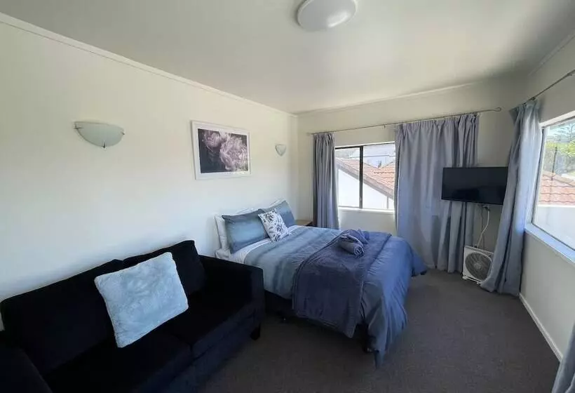 Majatalo Summer Inn Motel