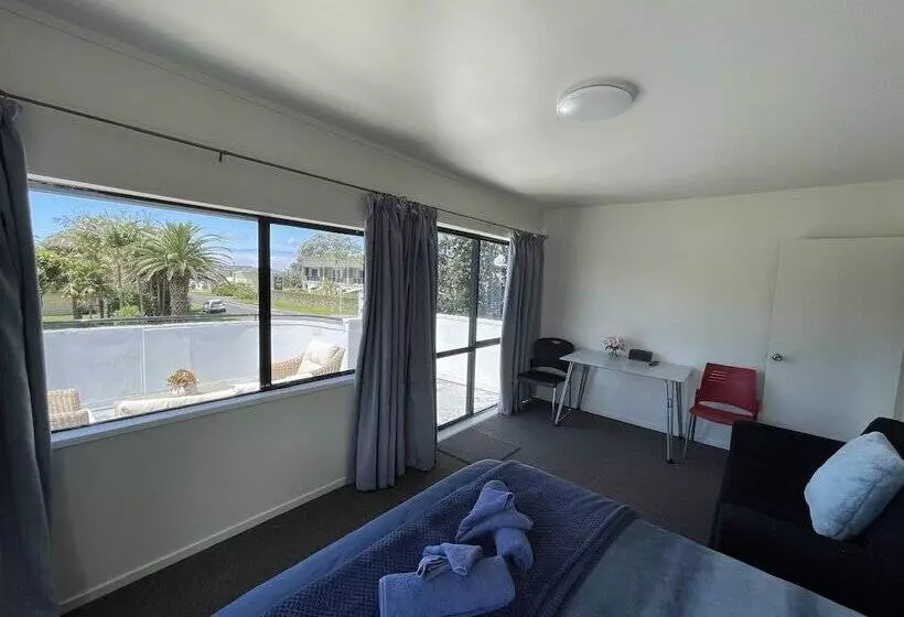 Majatalo Summer Inn Motel