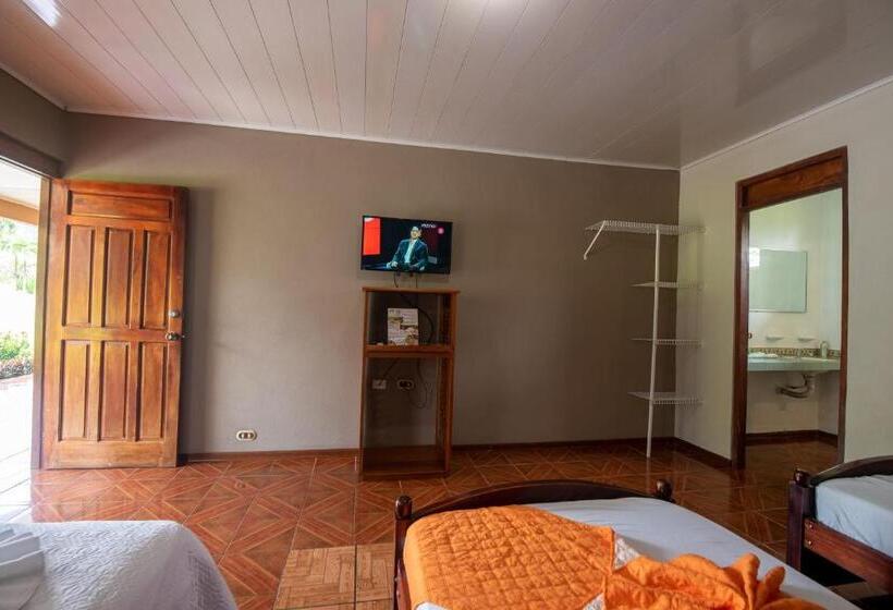 فندق & Hot Springs Sueño Dorado