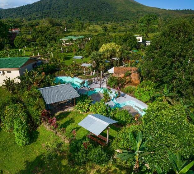 فندق & Hot Springs Sueño Dorado