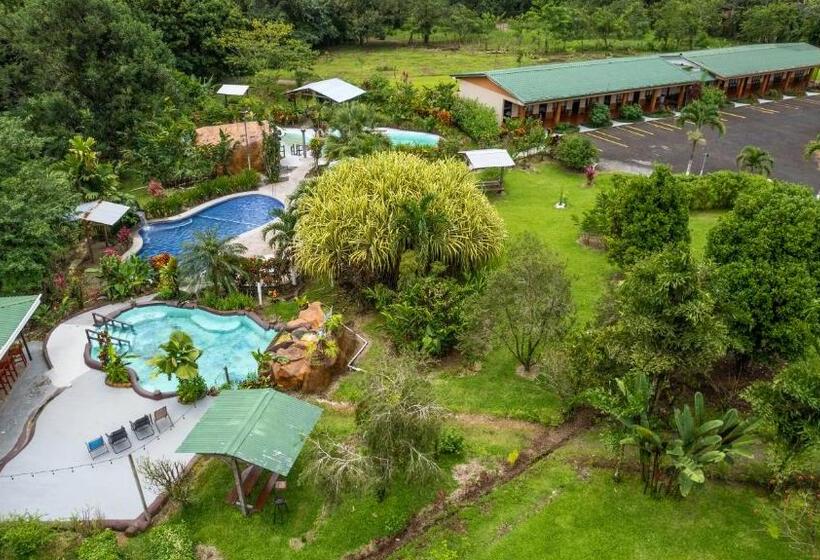 فندق & Hot Springs Sueño Dorado