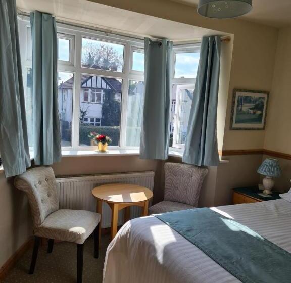 Bed and Breakfast Alington House