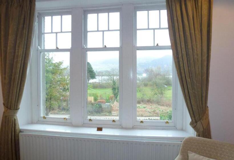 Bed and Breakfast Lakeside Country Guest House