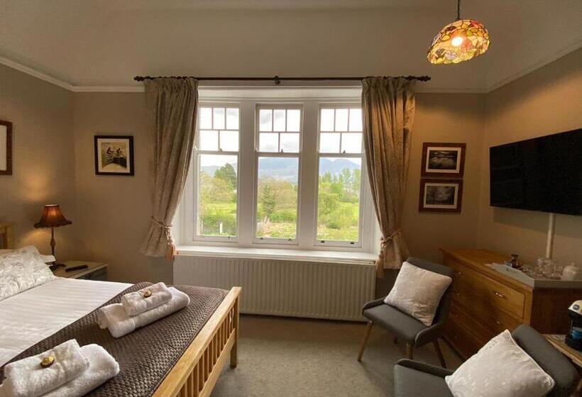 Bed and Breakfast Lakeside Country Guest House